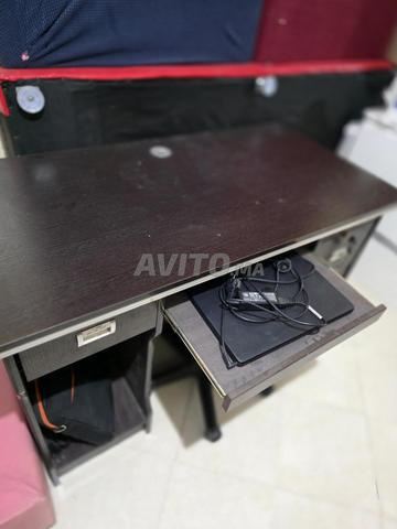 Bureau d'ordinateur - 2