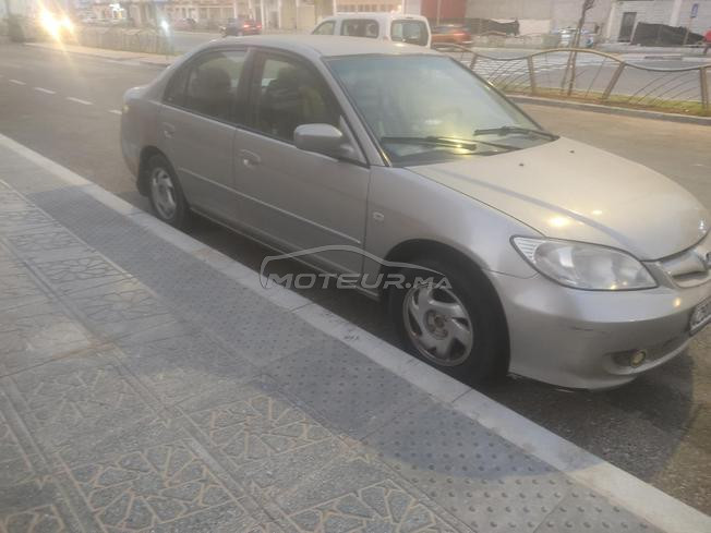 HONDA CIVIC MODÈLE 2005 essence 