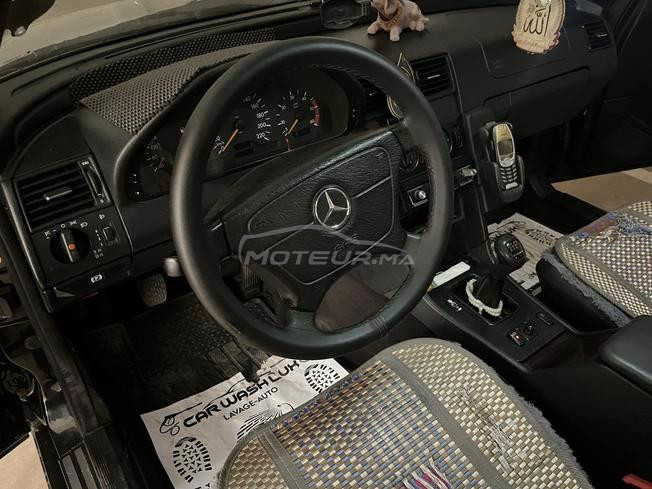 A vendre Mercedes Benz CDI 200..SVP pas samsar….