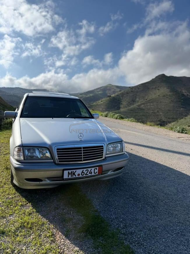 Mercedes-Benz Classe C Essence Automatique 2000