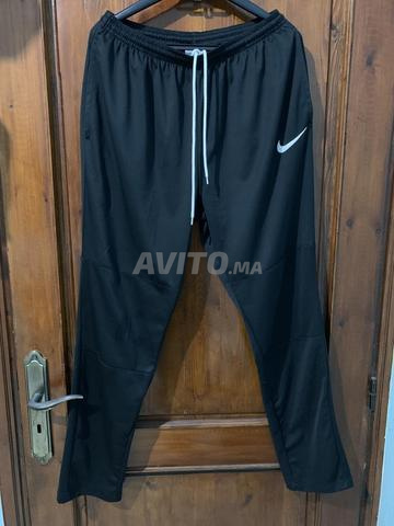 Ensemble Nike original taille L - 2