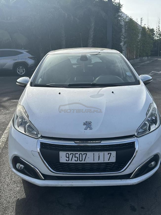 Peugeot 208 Diesel Manuelle 2017 à Casablanca