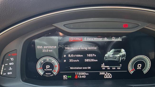 voiture de direction en excellent état 