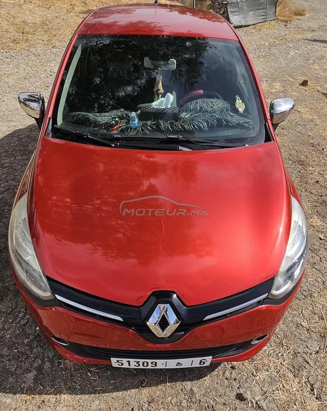 voiture Renault clio 4 ( version sport ) 