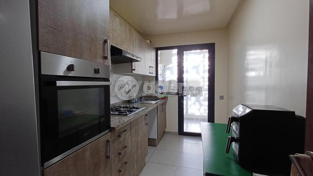 BOU-OU-1033 - Appartement à vendre à Victoria - 2