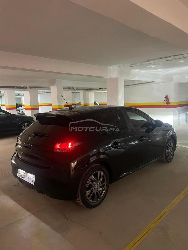 Peugeot 208 automatique 