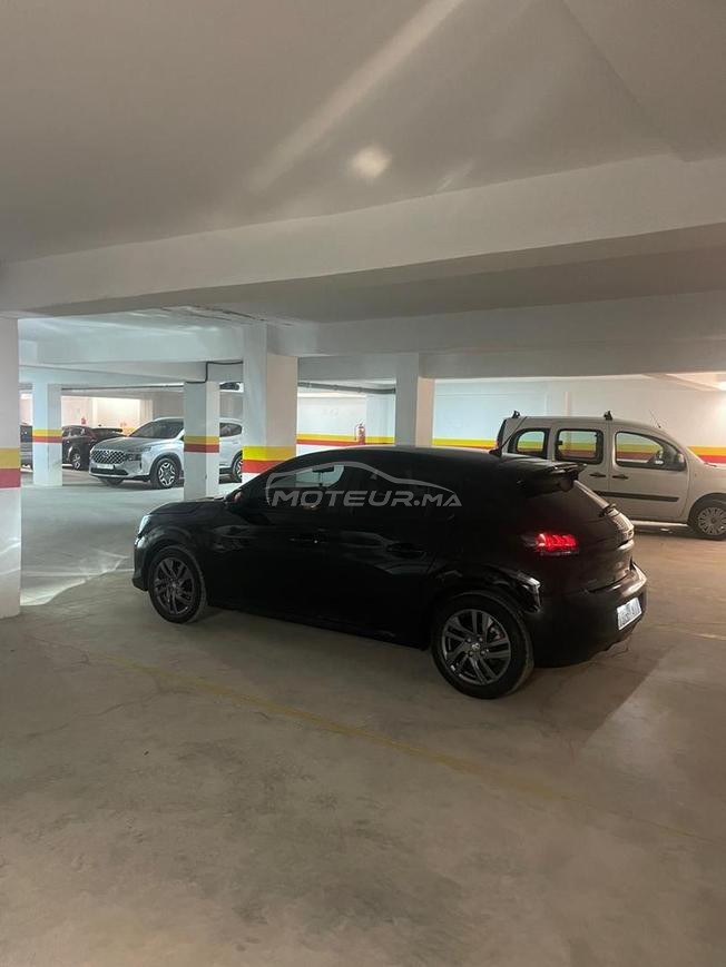 Peugeot 208 automatique 