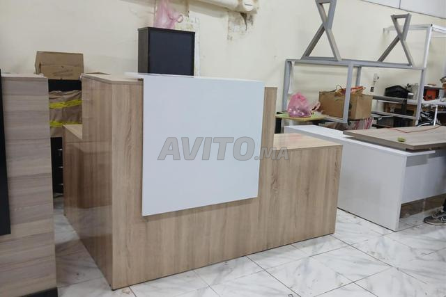 BUREAU EN BOIS OU COMPTOIR BOIS - 2