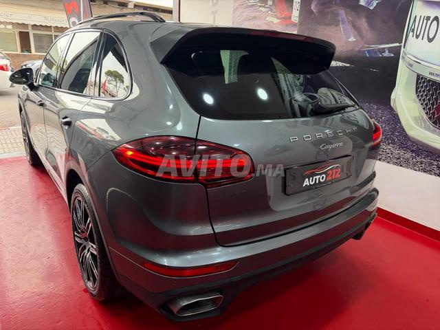 PORSCHE Cayenne 2016 - 2