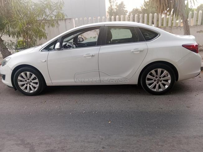 Opel Astra Diesel Manuelle 2015 à Temara