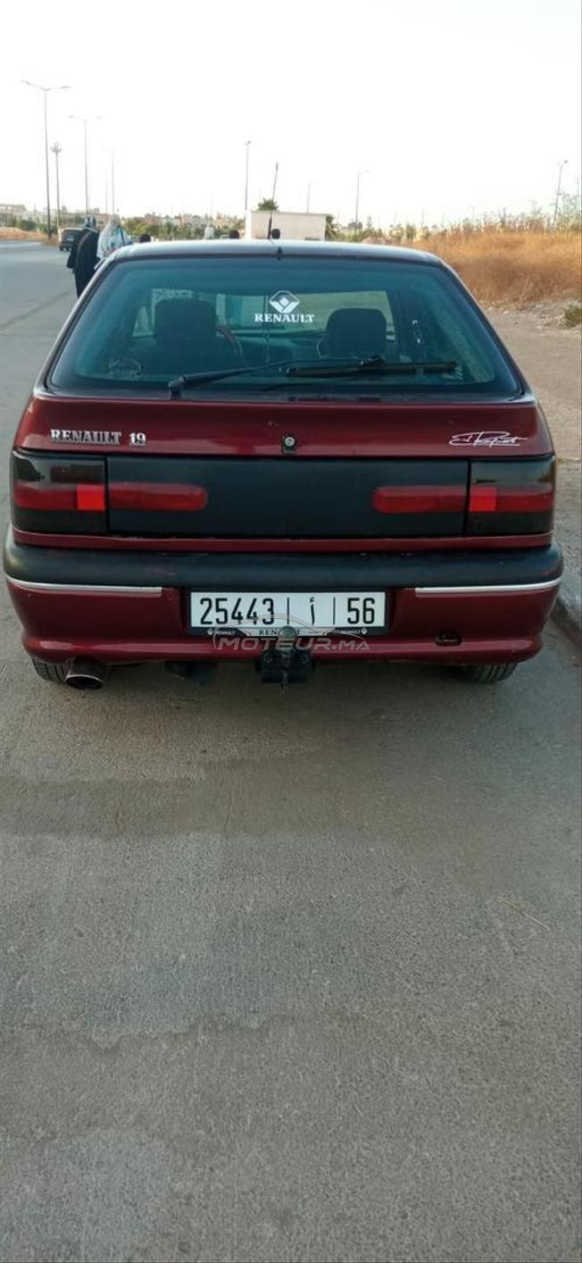 Renault 19