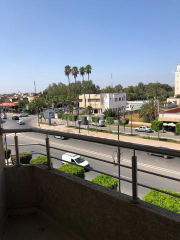 شقة السكن متوسط على شارع محمد السادس عين العودة