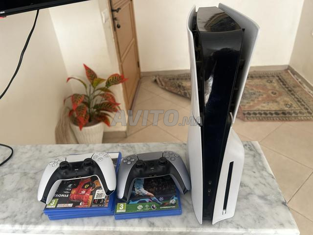 PS5 slim edition - 2