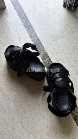 UGG جديدة مقاس 38 — لم تُلبس أبداً