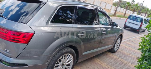 Audi Q7 full option - 2