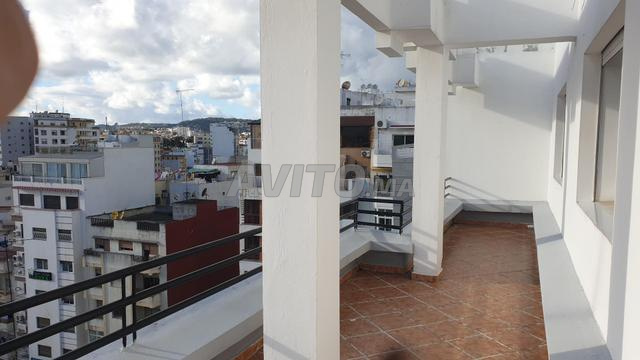 Appartement avec terrasse et parking - 2
