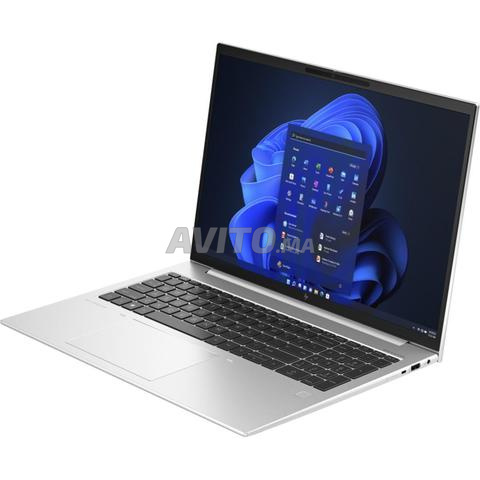HP Elitebook 860 G10 - 2