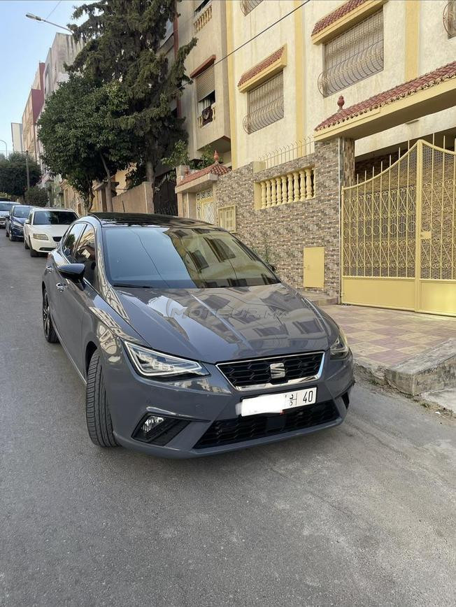 Seat Ibiza Essence Automatique 2025 à Tanger