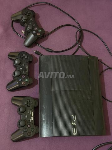 PS3 super slim - 2