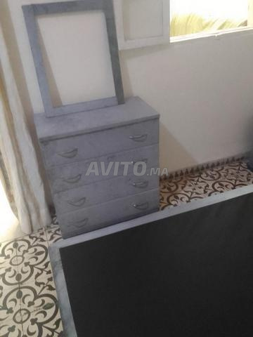 غرفة نوم للبيع، لا تزال جديدة - 2