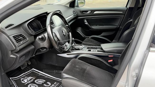 Mégane 2019 déouane 2026