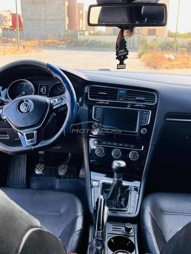 Golf 7 2017 très bonne état 