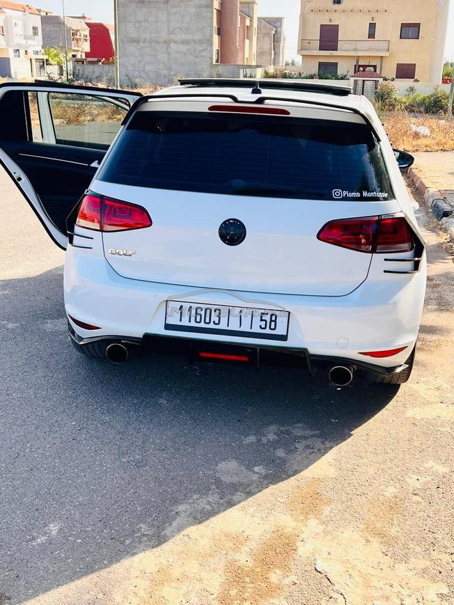 Golf 7 2017 très bonne état 