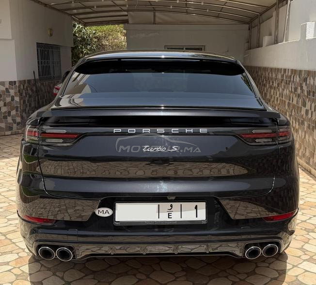 Porsche Cayenne Hybride 2022 à Fès