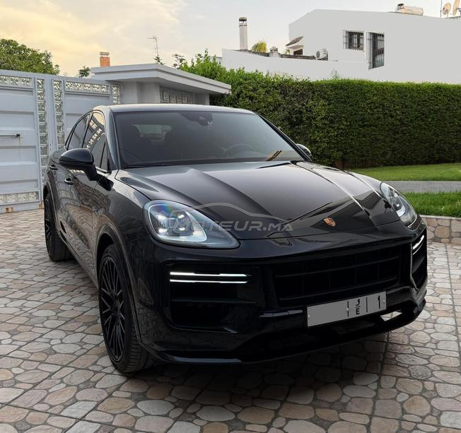 Porsche Cayenne Hybride 2022 à Fès