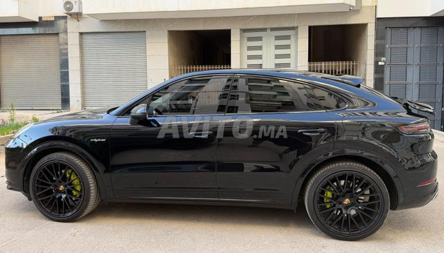 Porsche Cayenne Hybride 2022 à Fès - 2