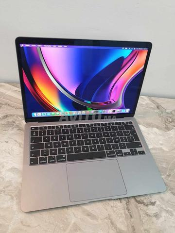 Macbook Air 13pouce 2020 i7 8GO 512SSD CYCLE 209