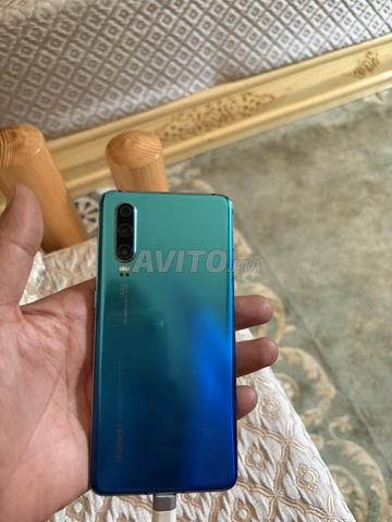 HUAWEI P30 QUASI NEUF - 2