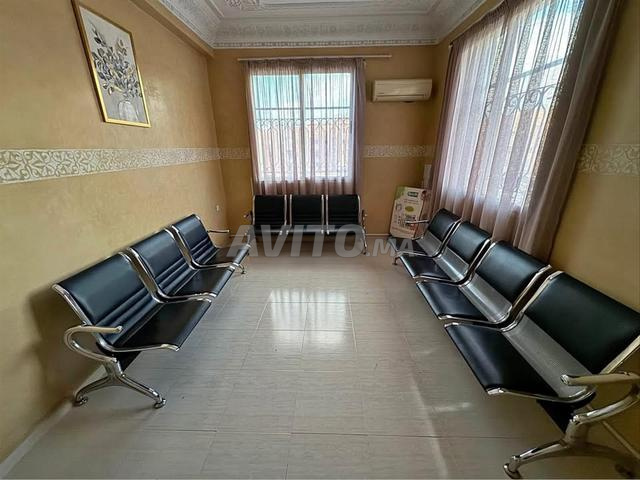 كنبة انتظار Chaise d’Attente Robuste/BANQUETTE - 2