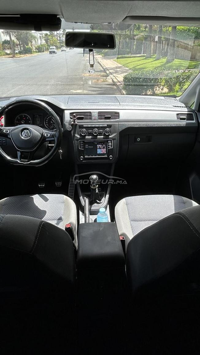je met vente ma voiture Volkswagen caddy 