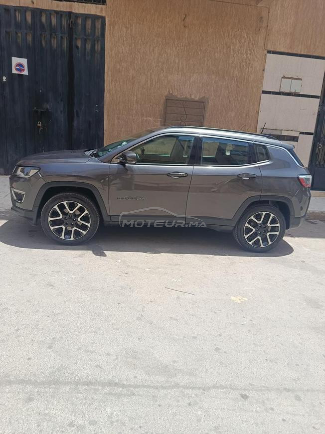 voiture ba9a n9ia faible kilométrage 