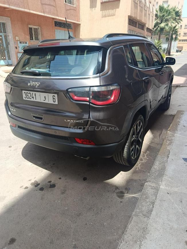 voiture ba9a n9ia faible kilométrage 