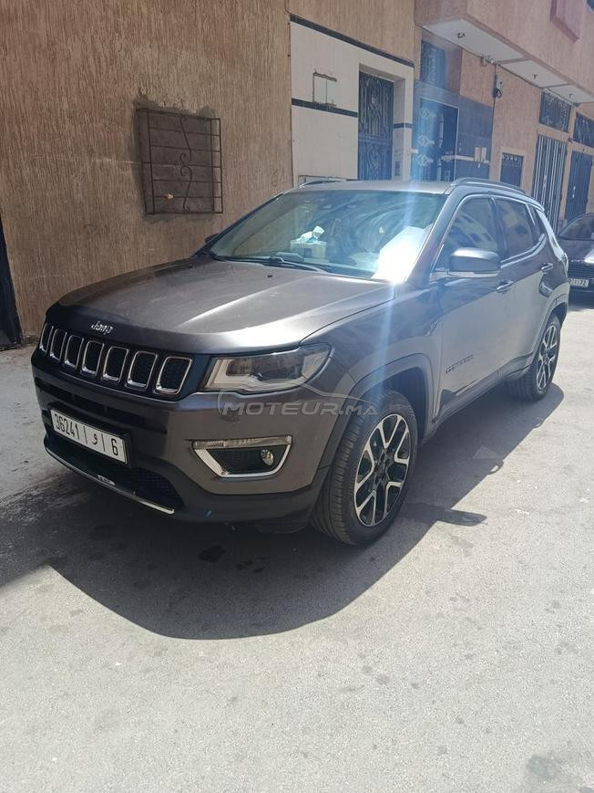 voiture ba9a n9ia faible kilométrage 
