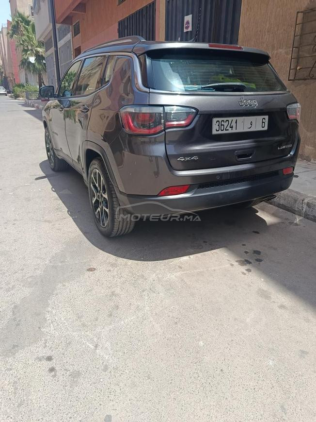 voiture ba9a n9ia faible kilométrage 