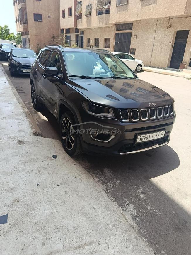 voiture ba9a n9ia faible kilométrage 