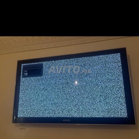 Téléviseur Samsung normal en bon état 50 pouces - 2