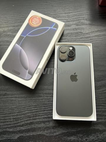 iPhone 16 Pro Max 256 Go Noir Batterie 92%