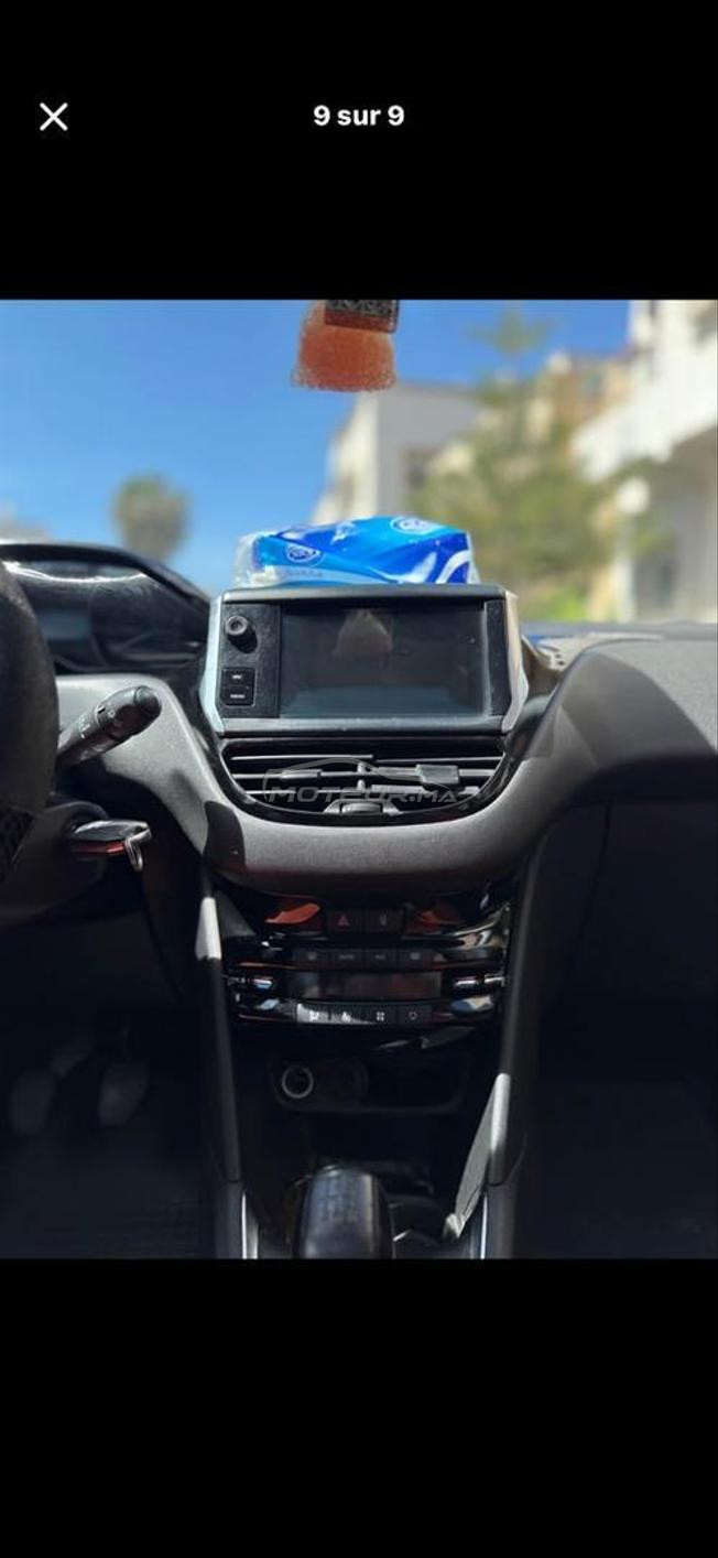 Peugeot 208 Diesel Manuelle 2017 à Rabat