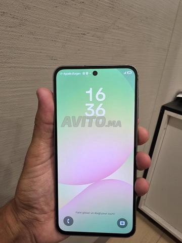 Samsung Galaxy A56 256GB - 2