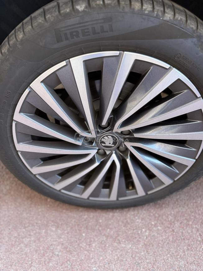 Skoda Superb Diesel Automatique 2025 à Rabat