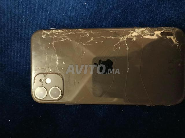 iPhone 11 - 2