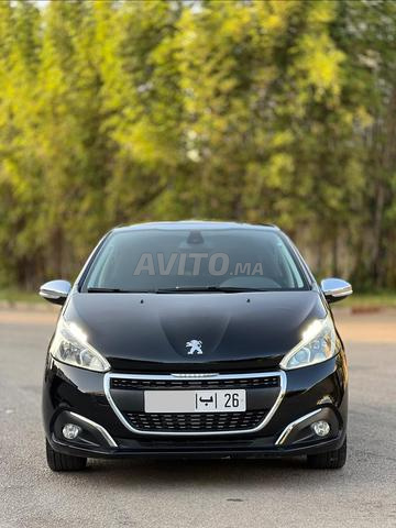 Peugeot 208 White Édition 2019 - 2