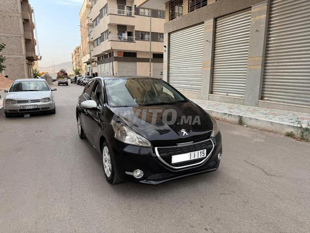 Peugeot 208 1ère main - 2