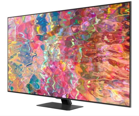 Samsung 55" QLED Q80D 4K Série 8 Récepteur intégré - 2