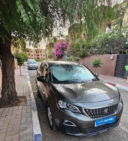 Peugeot 3008 Diesel Automatique 2018 à Marrakech - 2