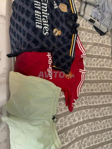 T-shirts originaux Adidas et short de bain